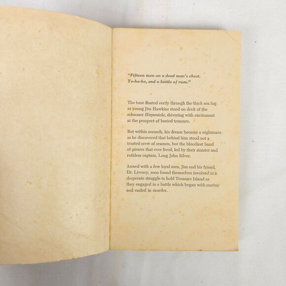 Vintage Fiction Book Lot - Teasure Island - Robin Hood - Blackbeard's Ghost - Picture 5 of 13